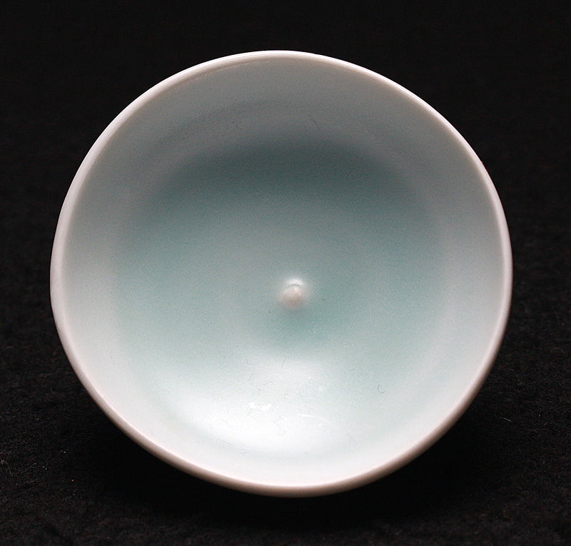 22536　小山冨士夫(古山子) (blue and white porcelain glaze) KOYAMA Fujio